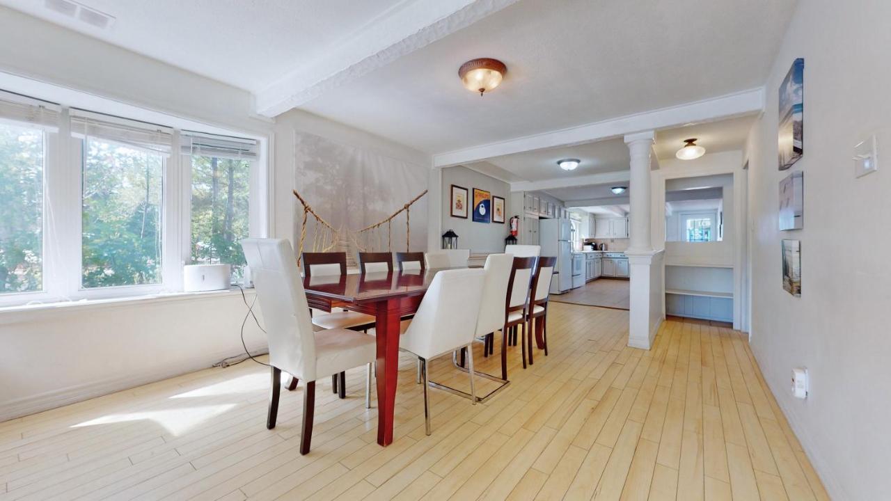 Main Beach River Retreat - Wasaga Beach 1 - Main Strip - 95 Mosley St ภายนอก รูปภาพ