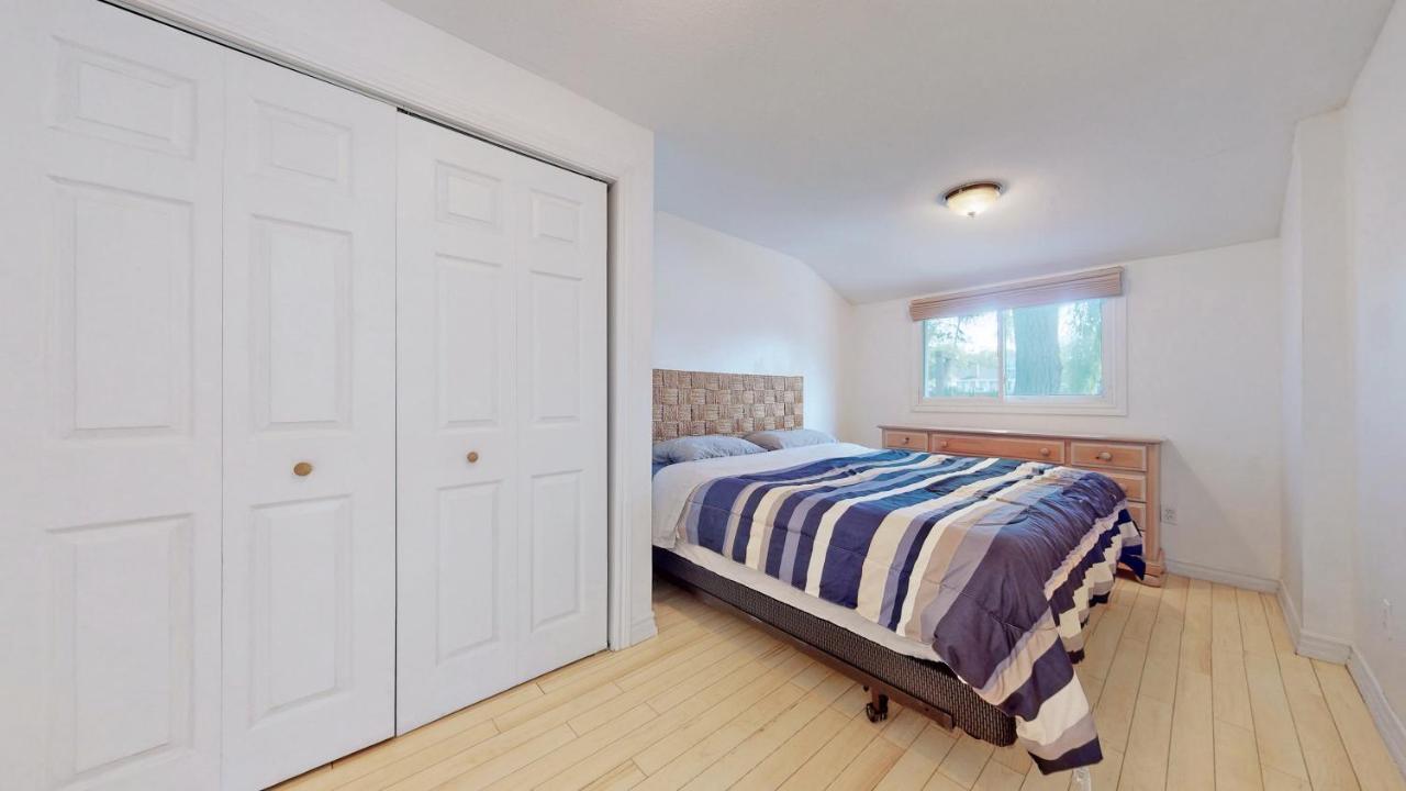 Main Beach River Retreat - Wasaga Beach 1 - Main Strip - 95 Mosley St ภายนอก รูปภาพ